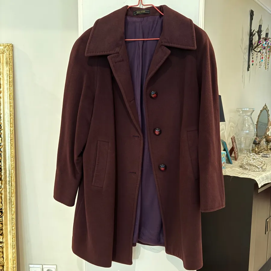 پالتو ایتالیایی آلبالویی