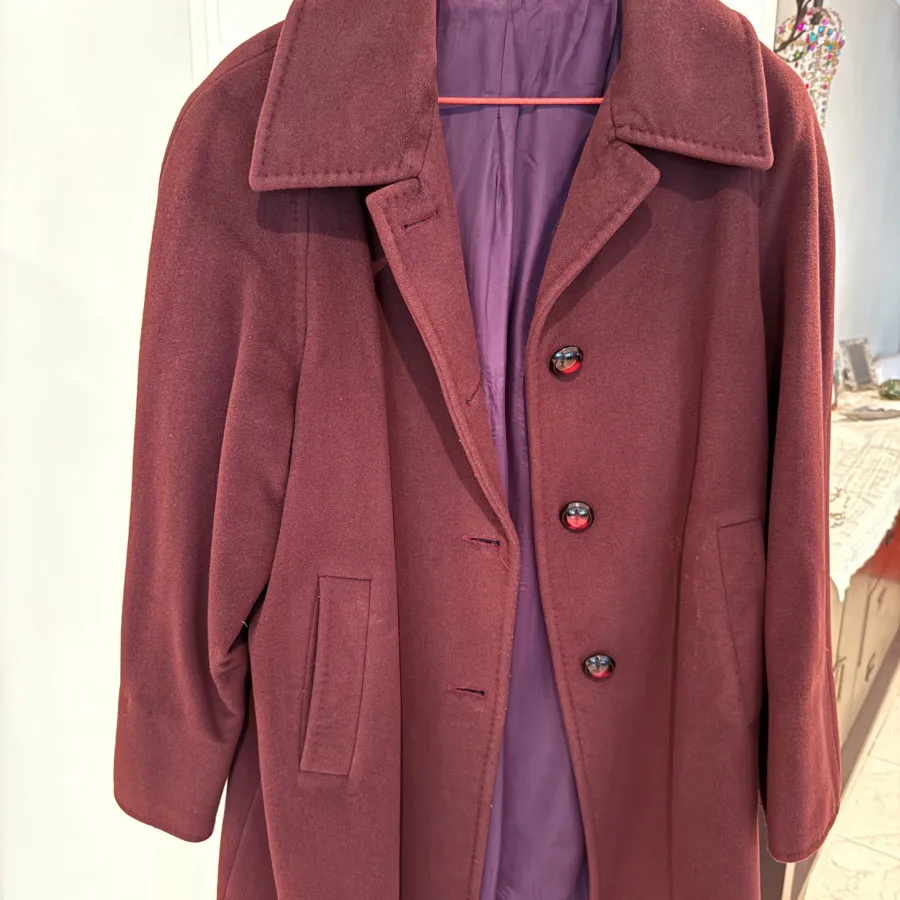 پالتو ایتالیایی آلبالویی