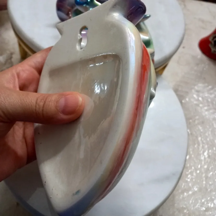 گلدان دیوارکوب