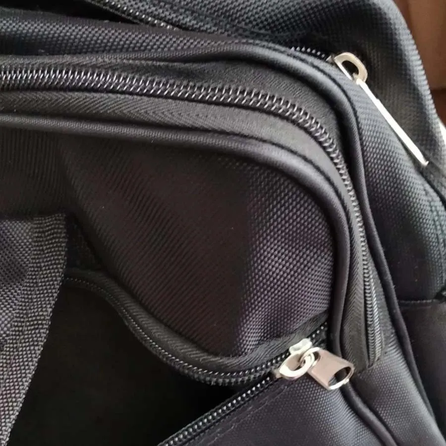 کیف اداری و لپ تاپ