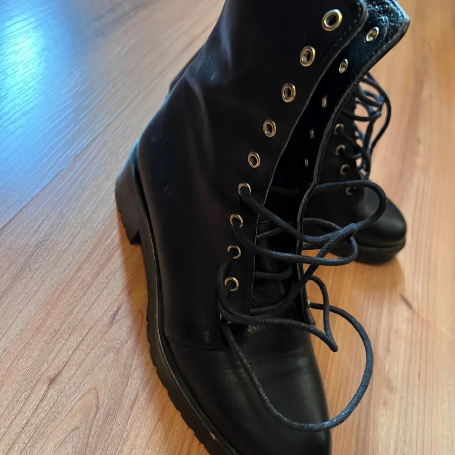 نیم بوت بیمن ترک