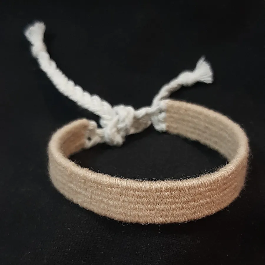دستبند بافت ساده/مینیمال