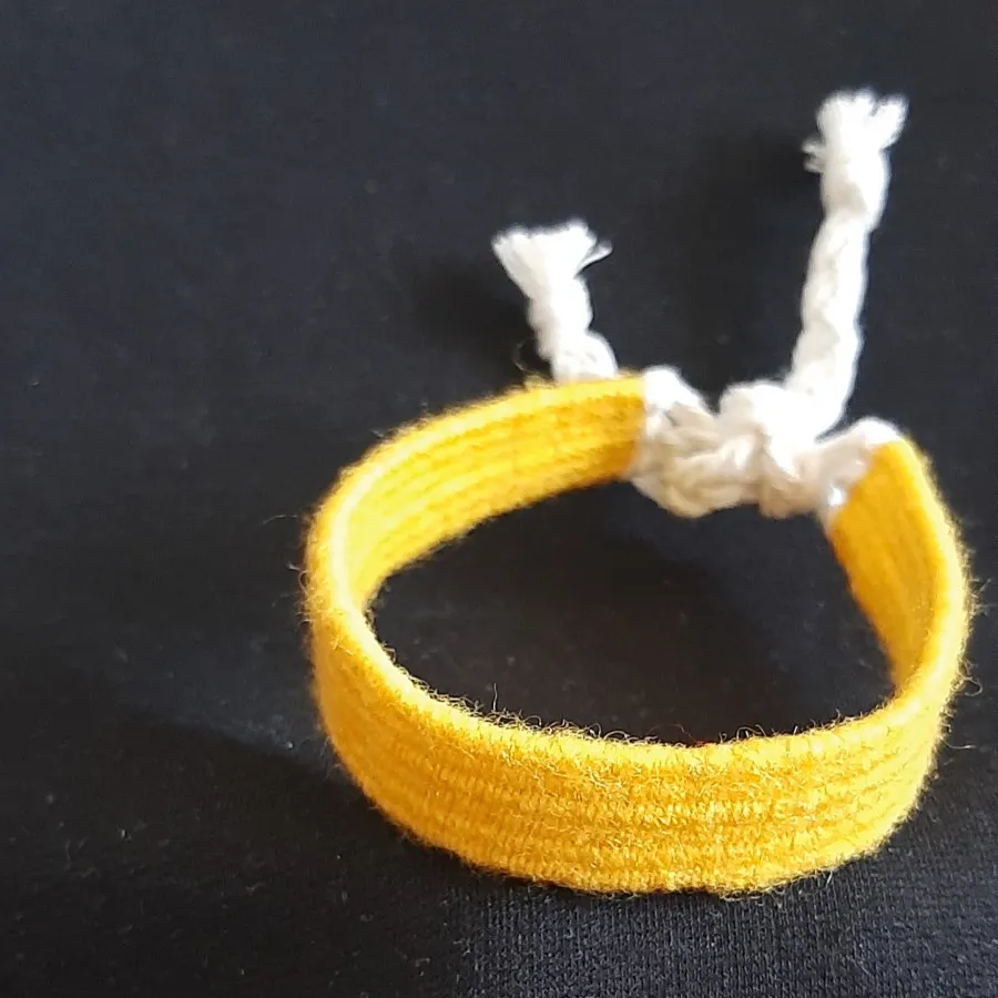 دستبند بافت ساده/مینیمال