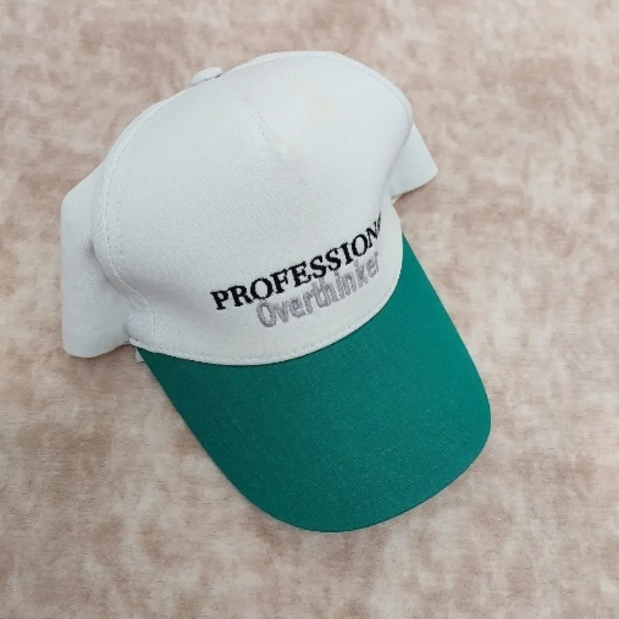 کلاه لبه دار