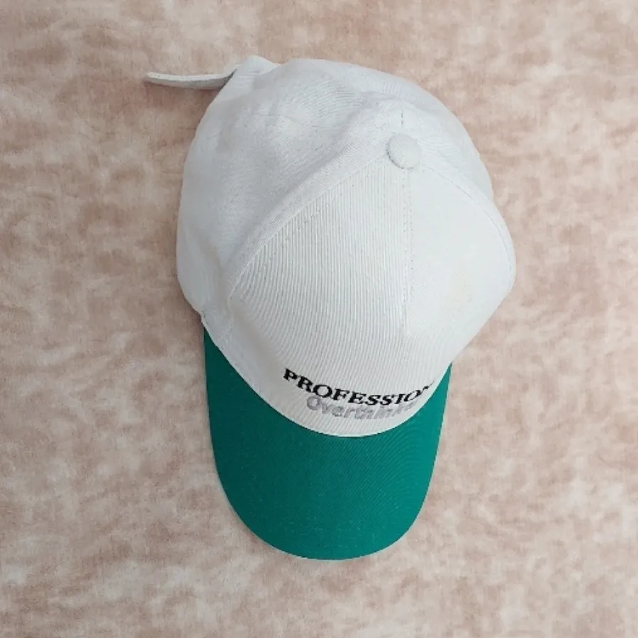 کلاه لبه دار