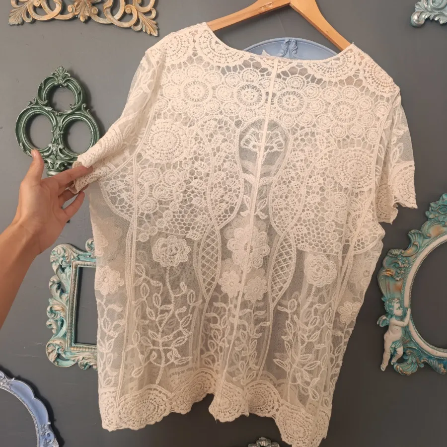 شومیز گیپور برند Cato