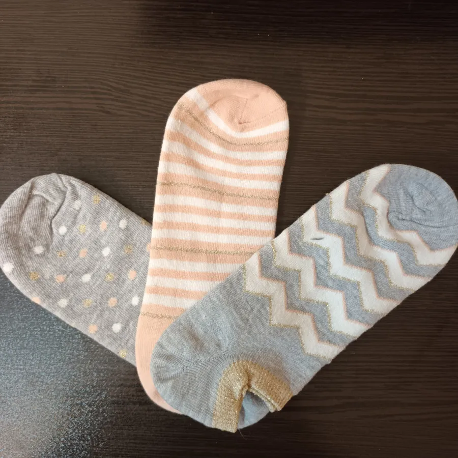 جوراب السی وایکیکی