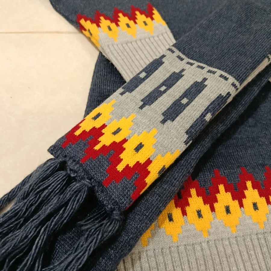 تونیک و کلاه و شال بافت