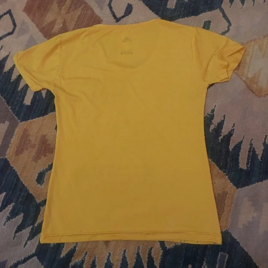 تیشرت ورزشی