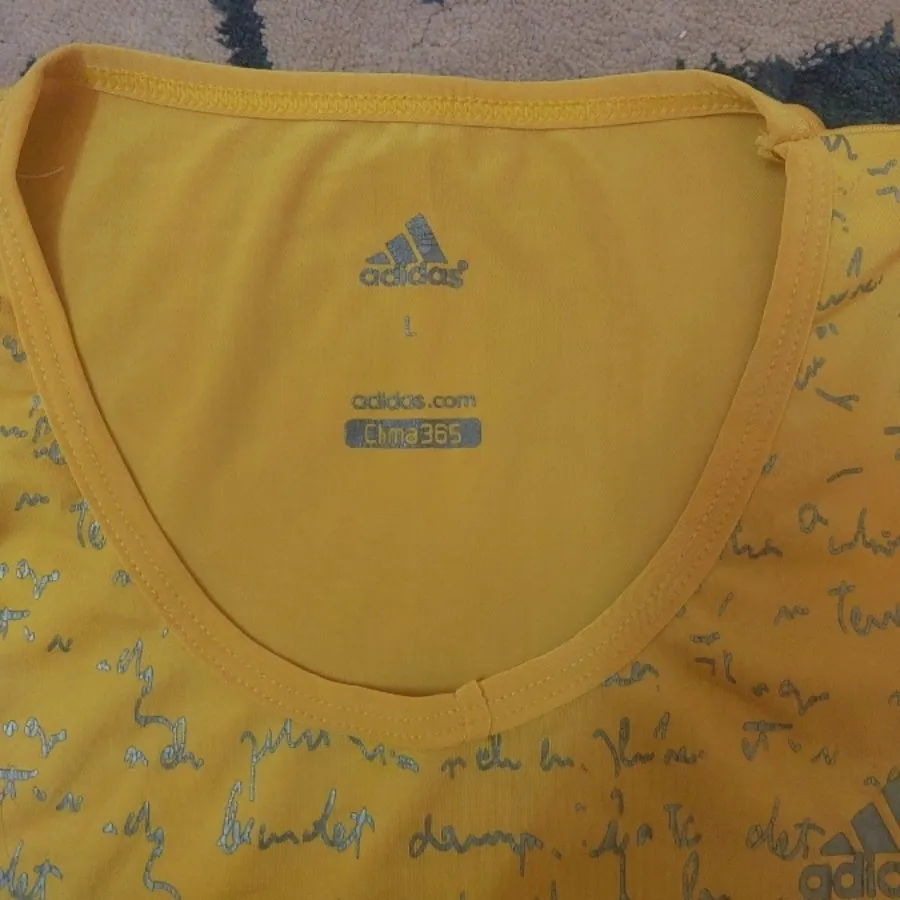 تیشرت ورزشی