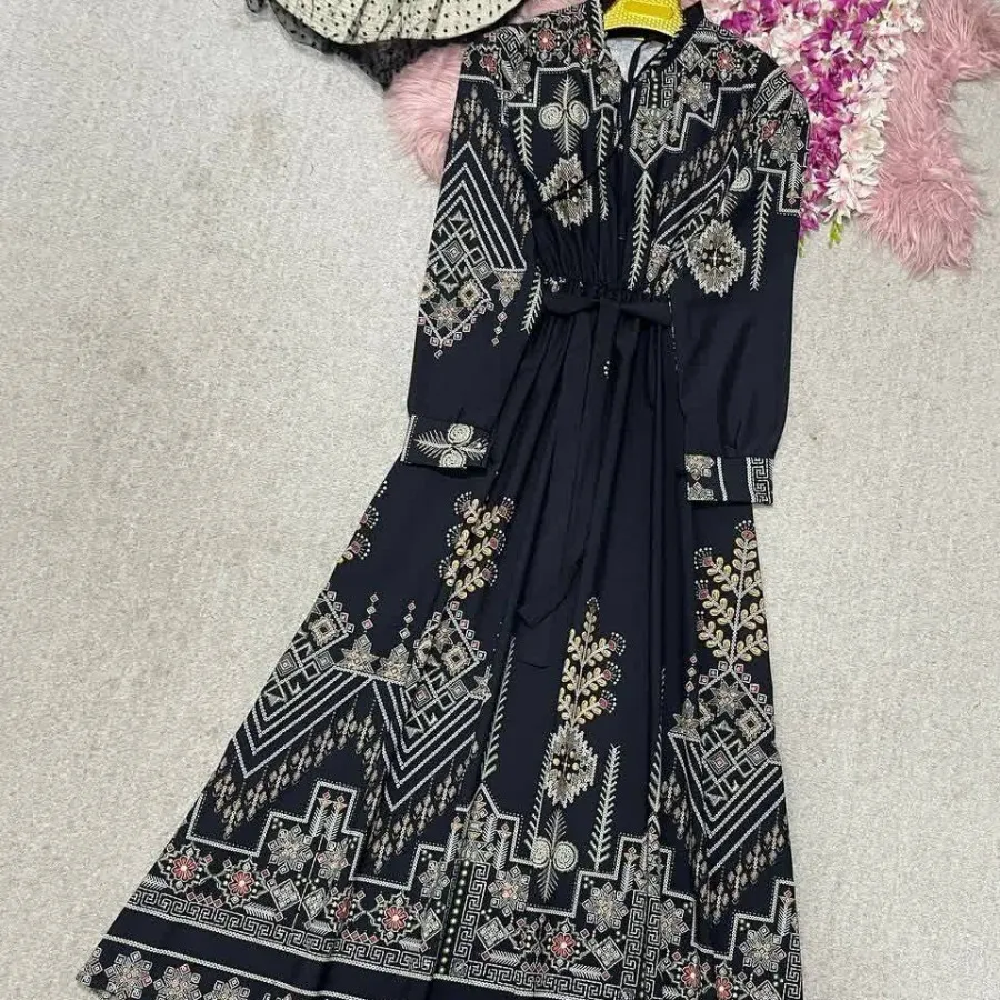 پیراهن ساحلی سنتی