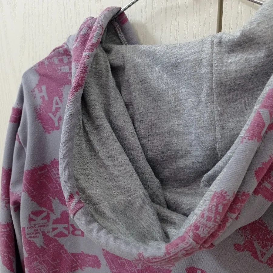 سویشرت کلاه دار