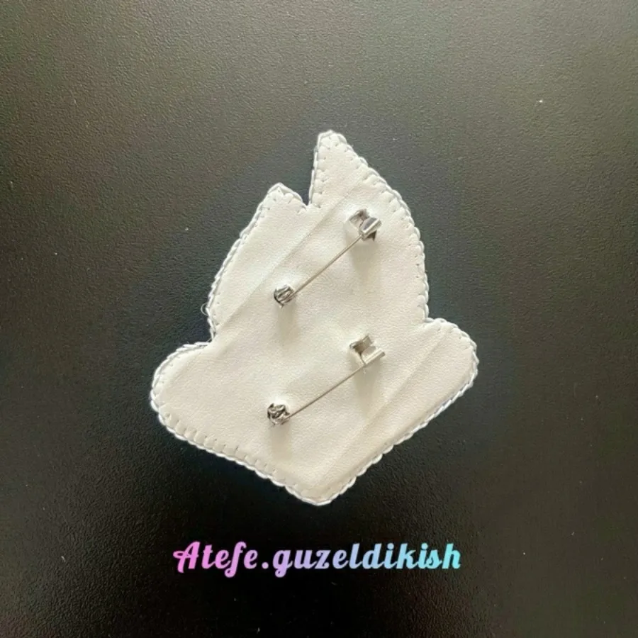 گلسینه جواهردوزی شده