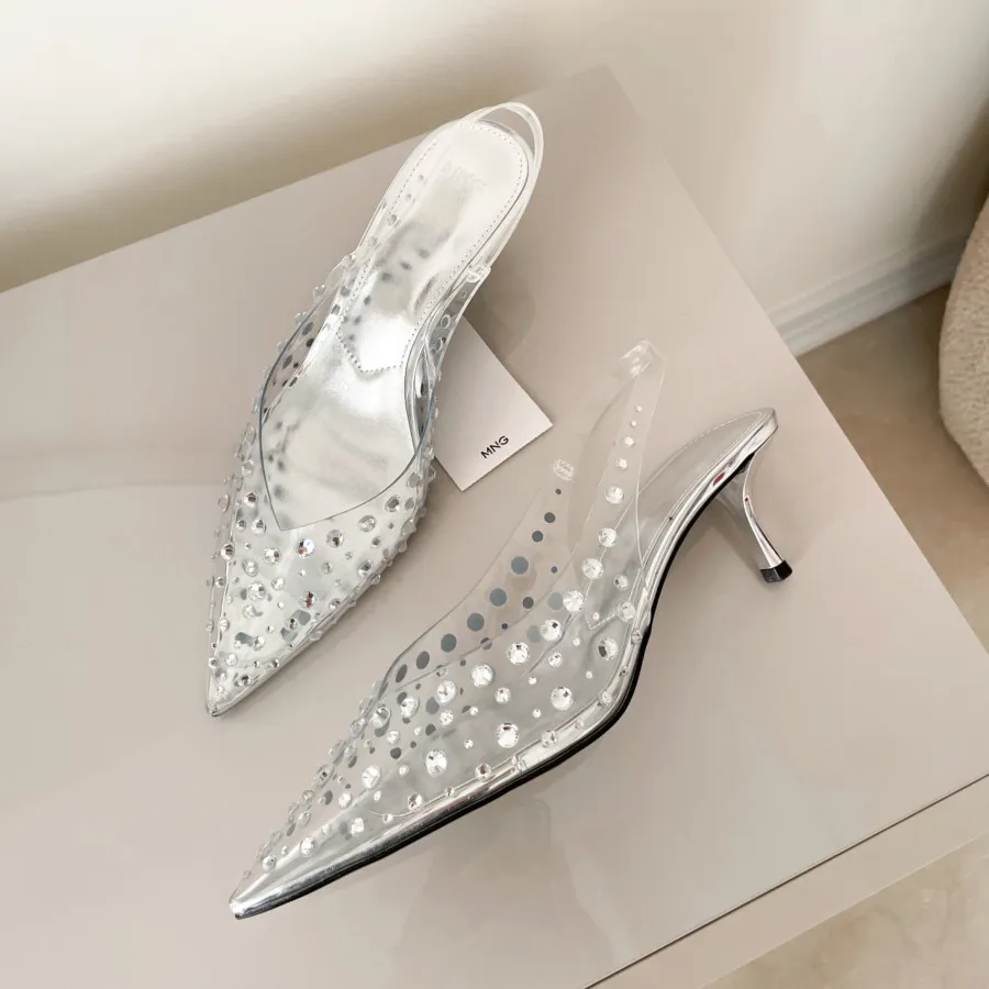 کفش پاشنه بلند منگو