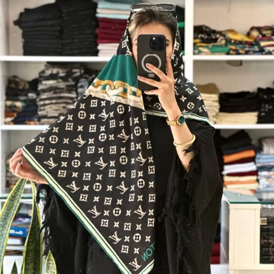 روسری لویی ویتون مجلسی