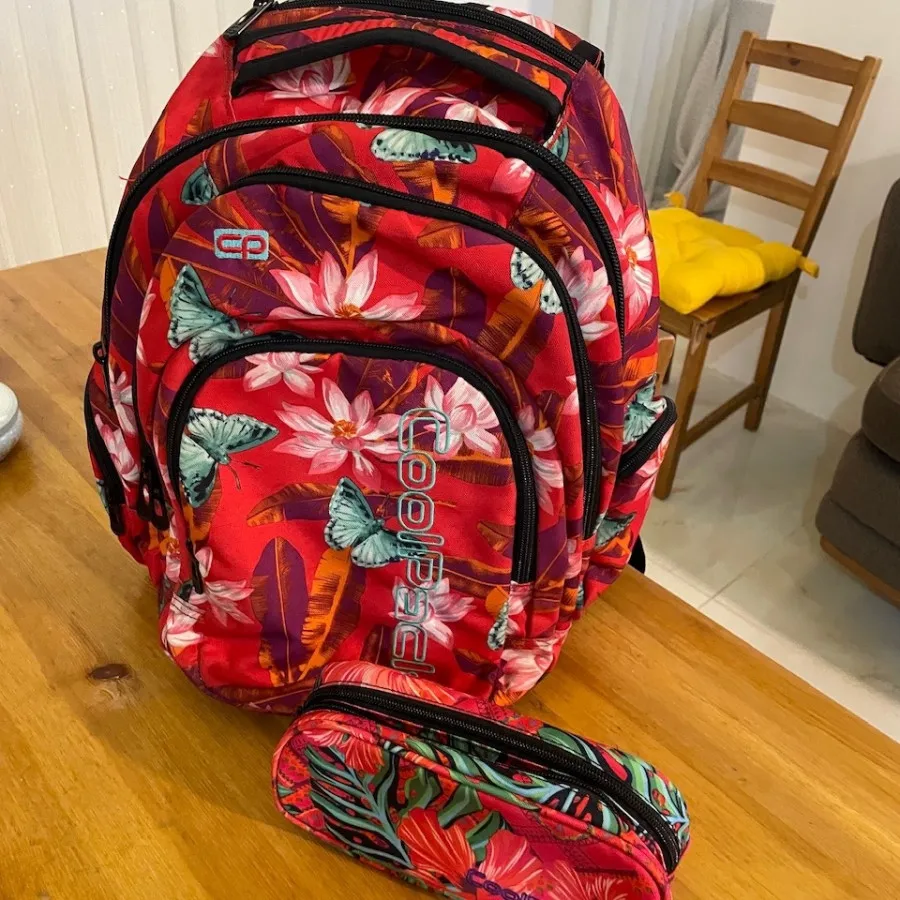 کوله پشتی دخترانه