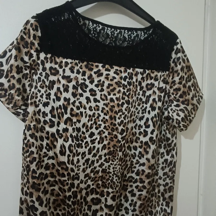 تاب استین کوتاه