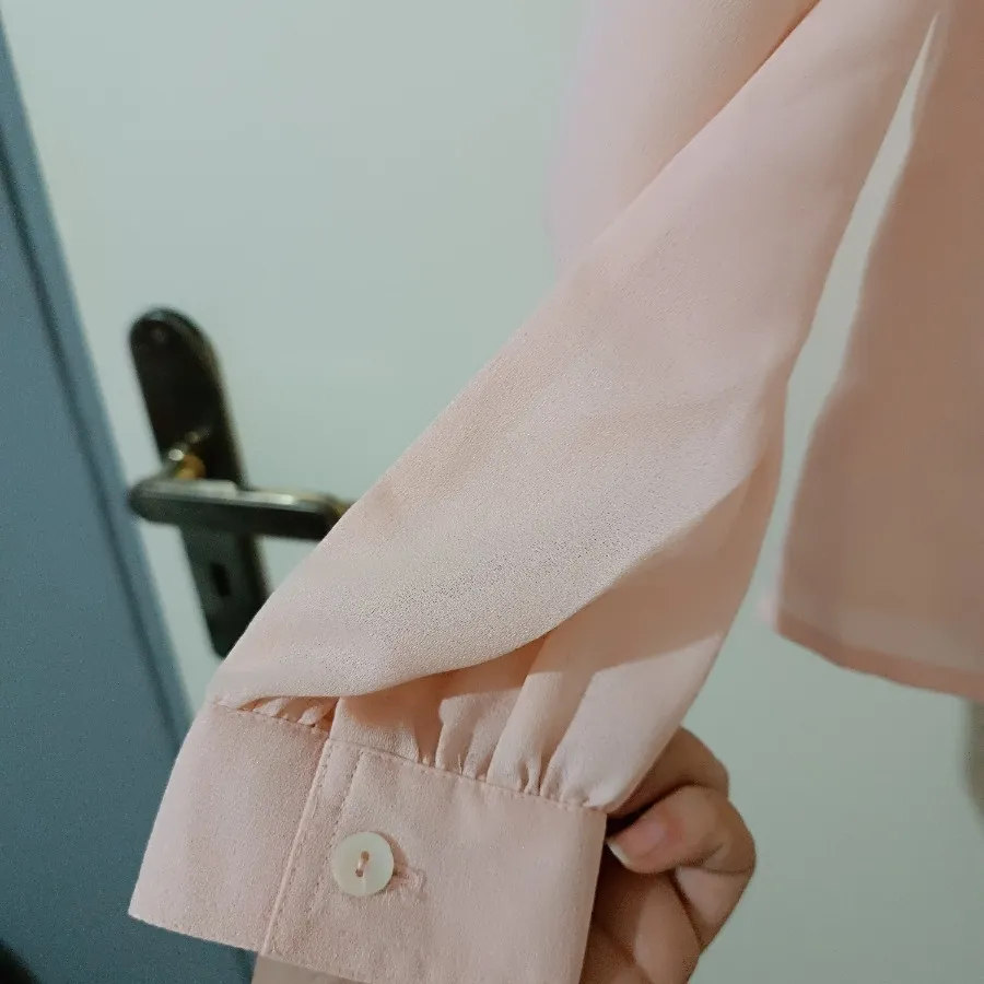 بلوز صورتی ملیح