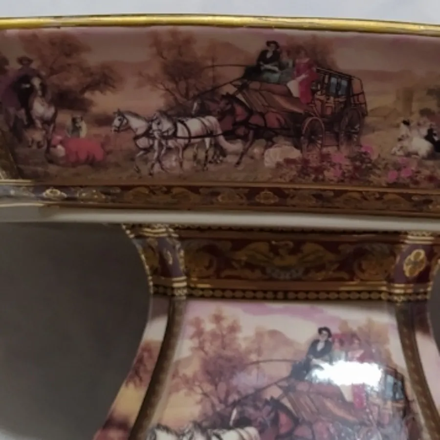 ظرف آنتیک شیرینی خوری?