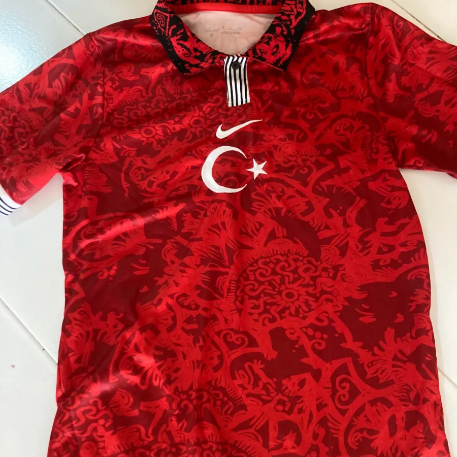 بلوز اورجینال ورزشی نونو