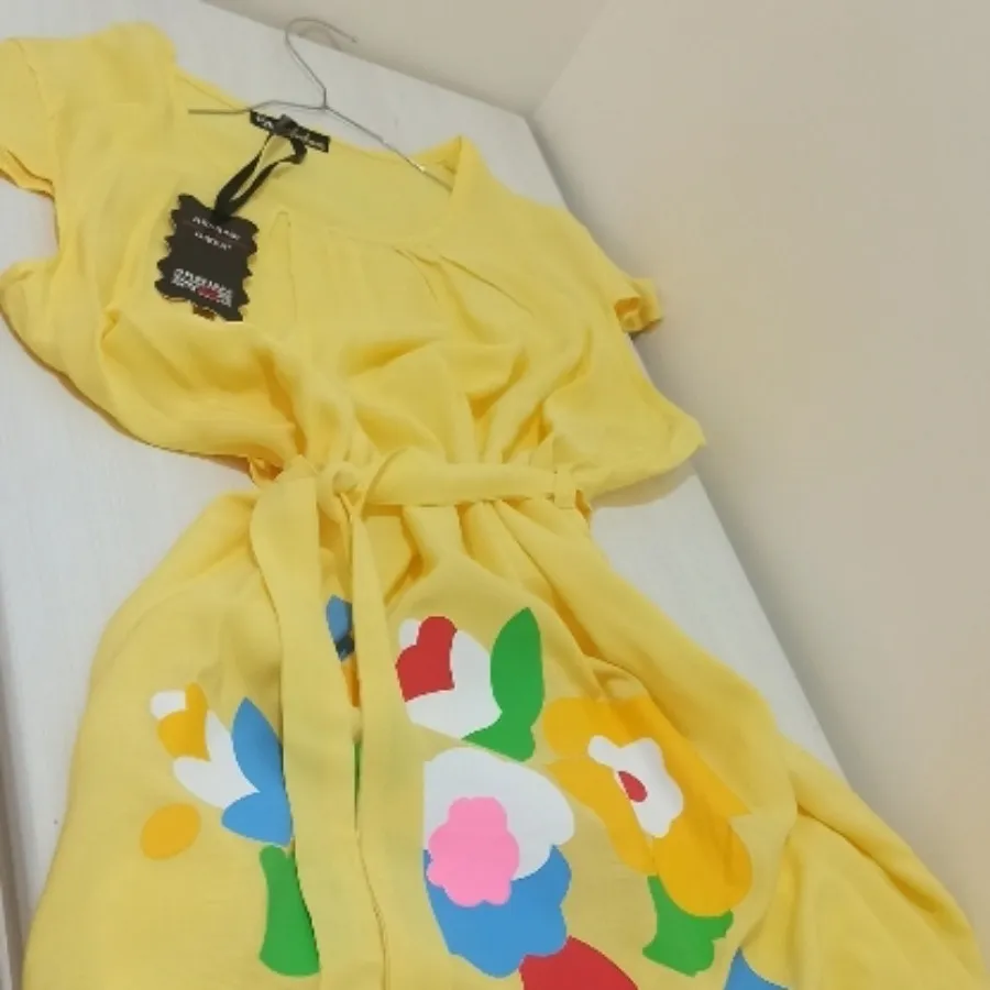 پیراهن دخترانه