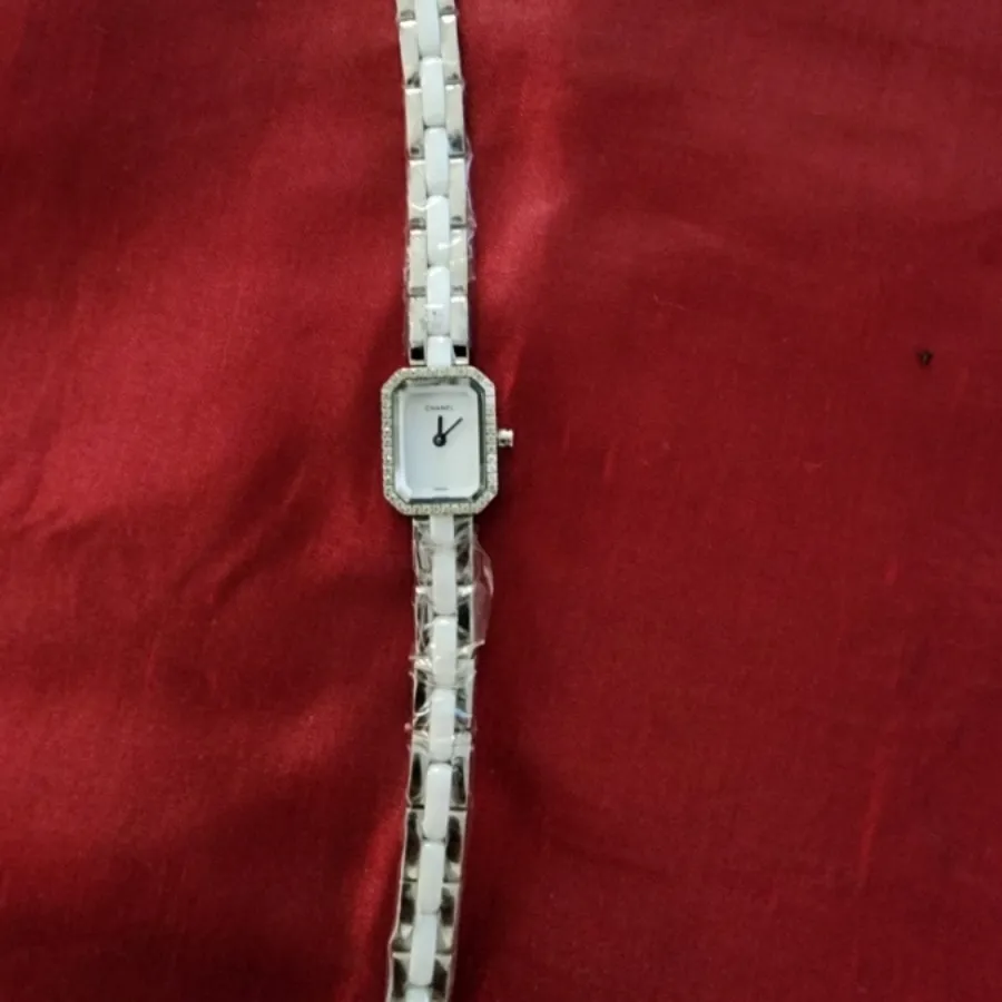 ساعت برند شنل chanel