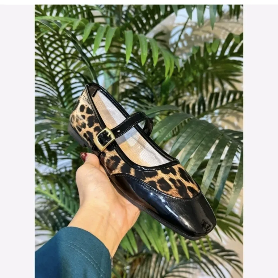 کفش کالج جدید