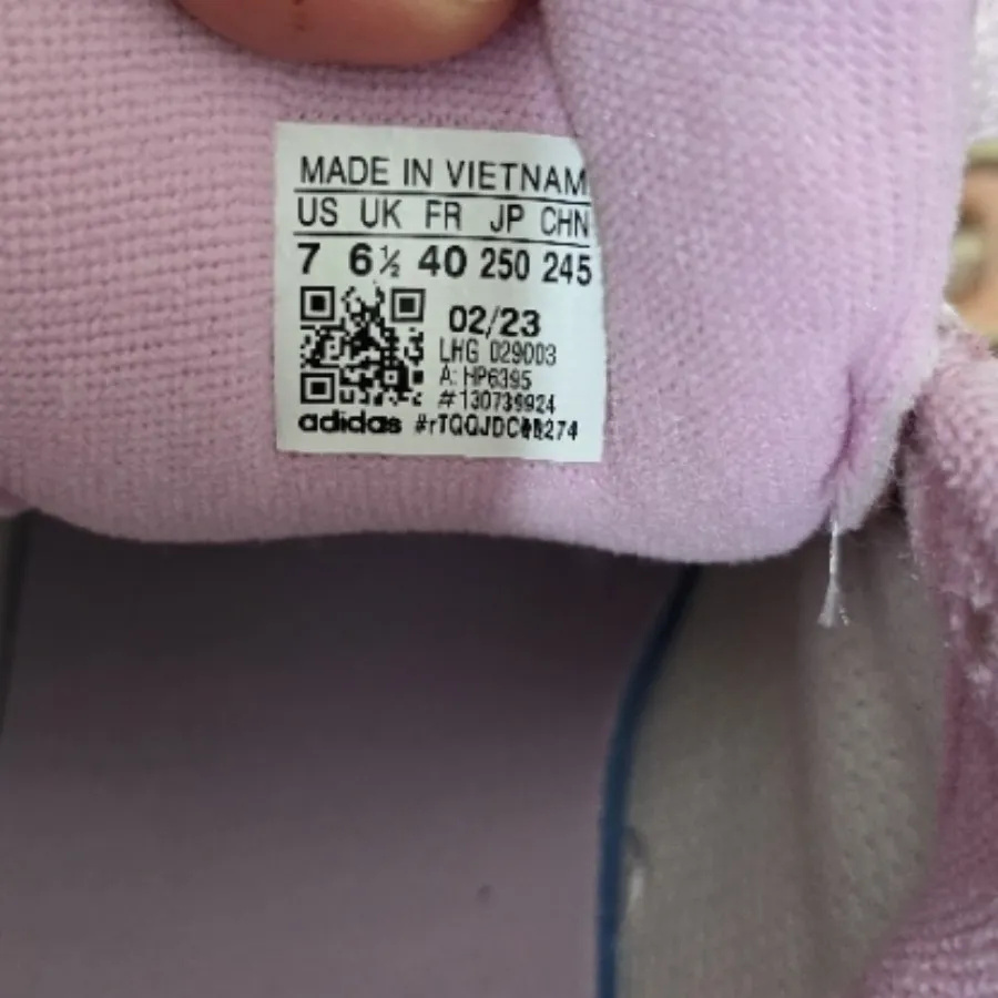 کتونی آدیداس campus