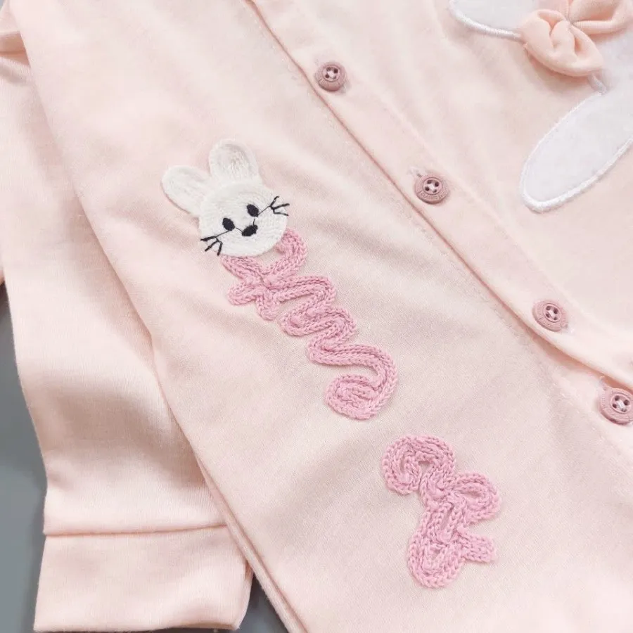 سرهمی و کلاه گلبهی خرگوش