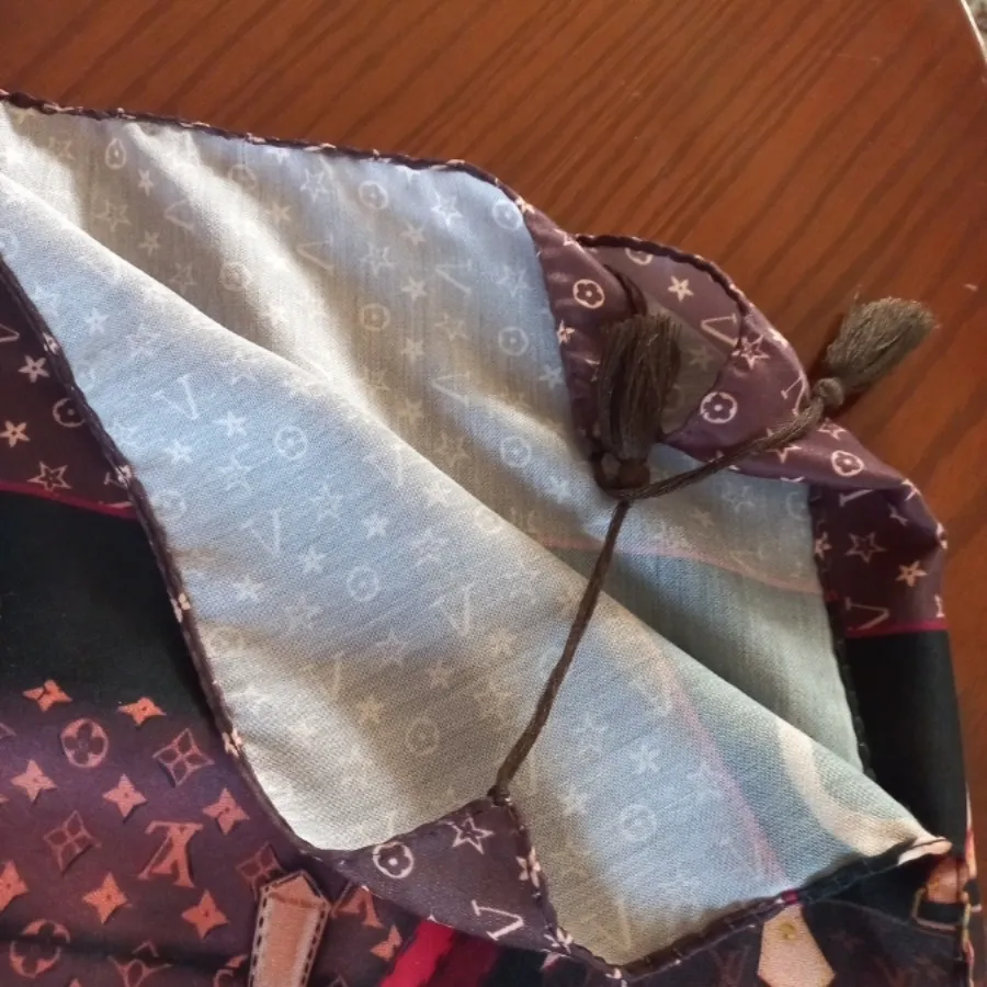 شال ساتن یک رو