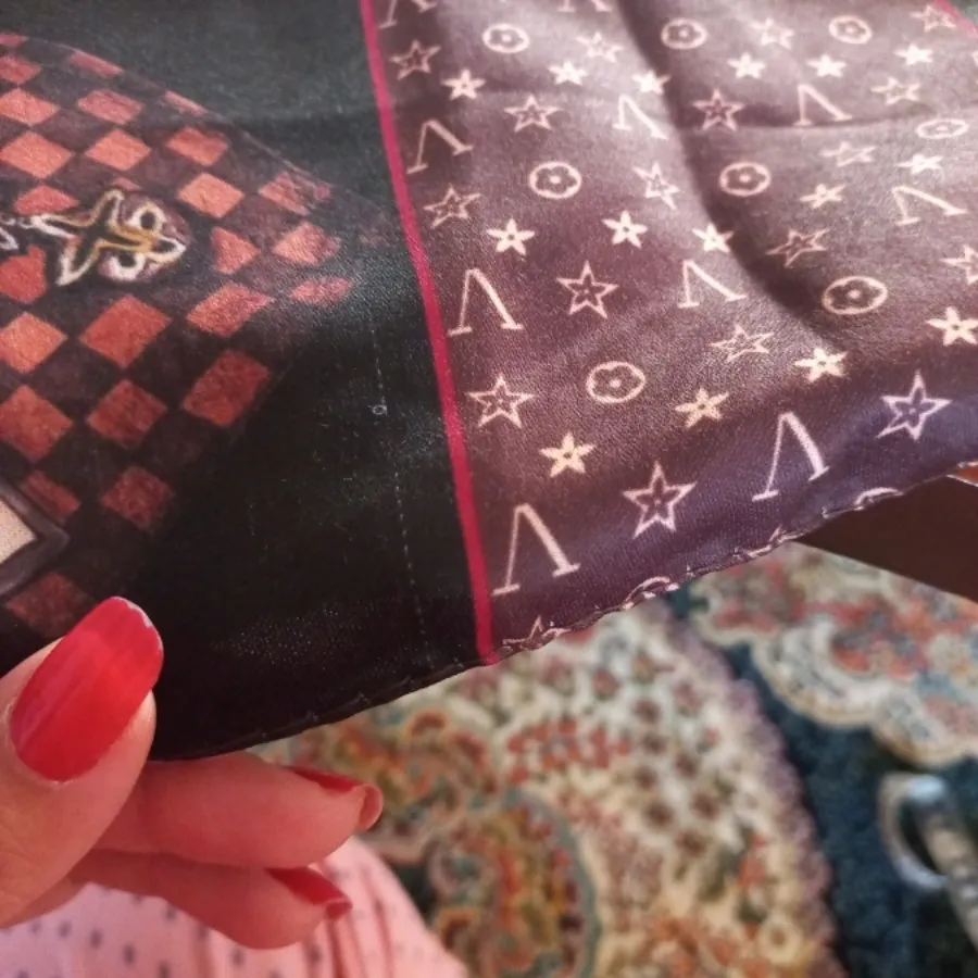 شال ساتن یک رو