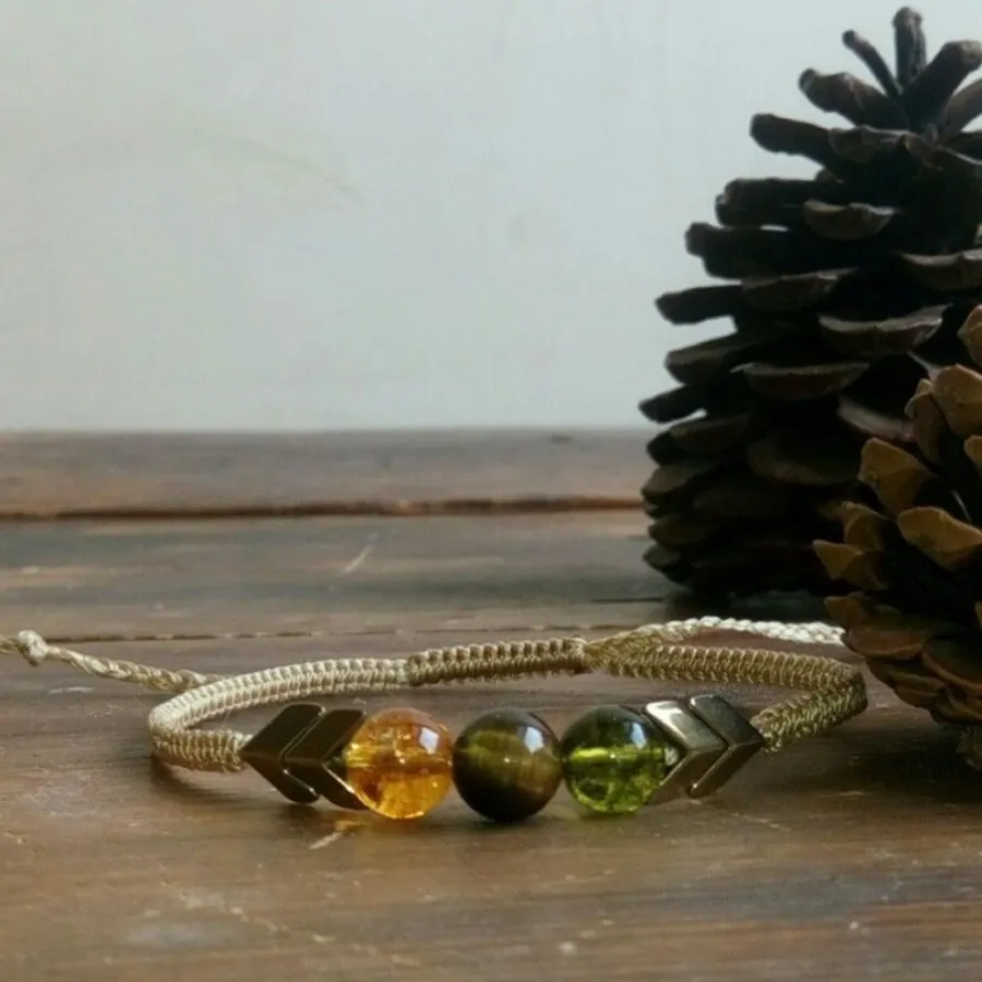 دستبند سه مهرهی سنگ