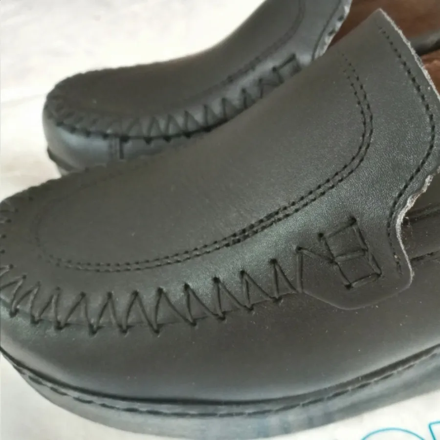 کفش طبی دکتر شول