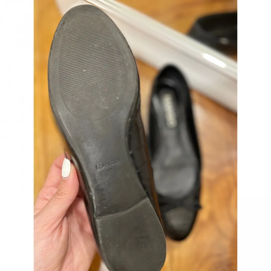 کفش عروسکی منگو مشکی