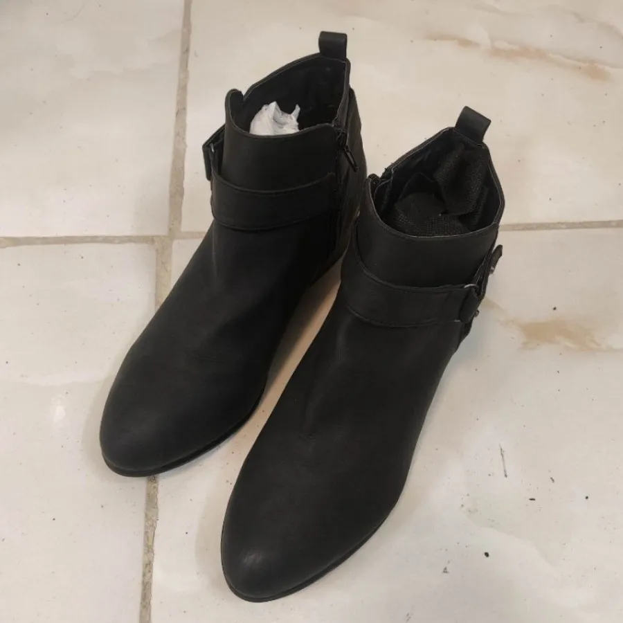 نیم بوت زنانه