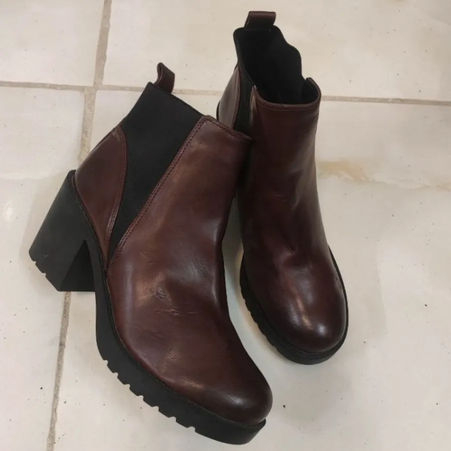 نیم بوت زنانه