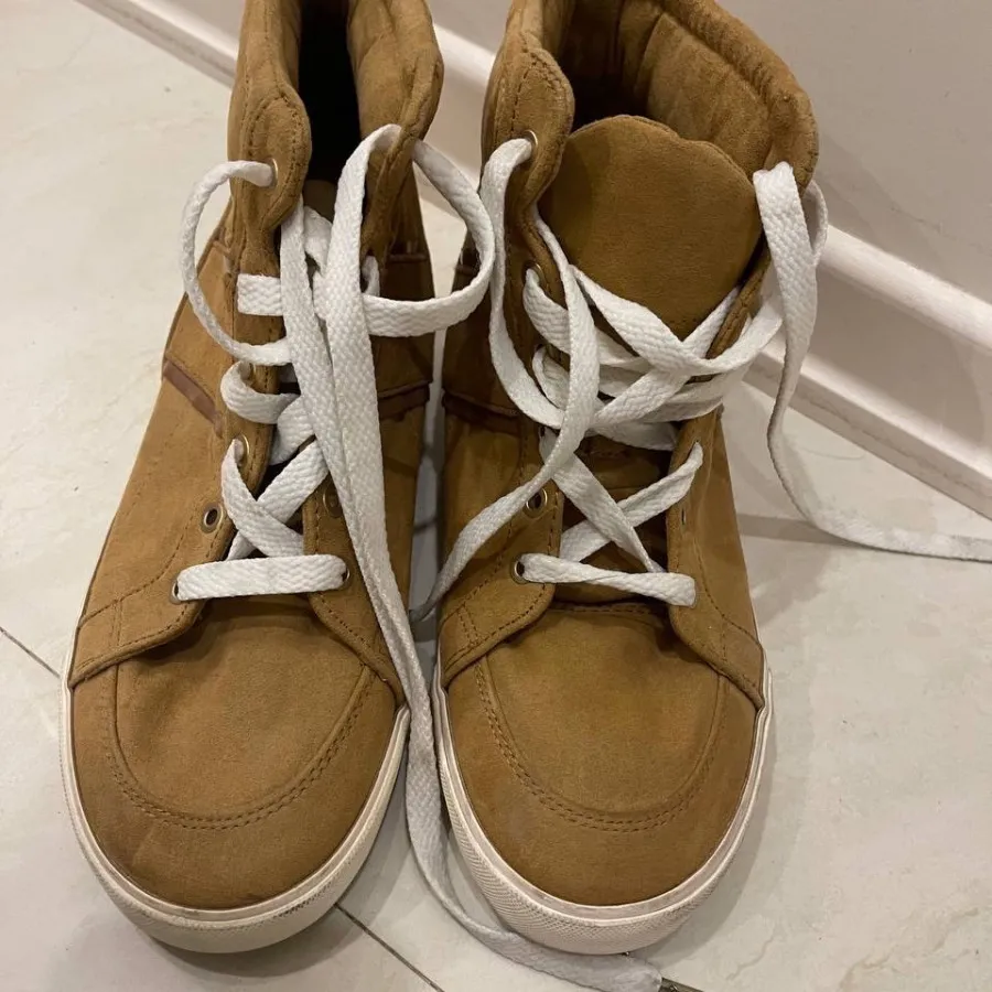 نیم‌یوت برشکا