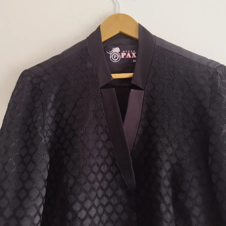 مانتو ژاکارد