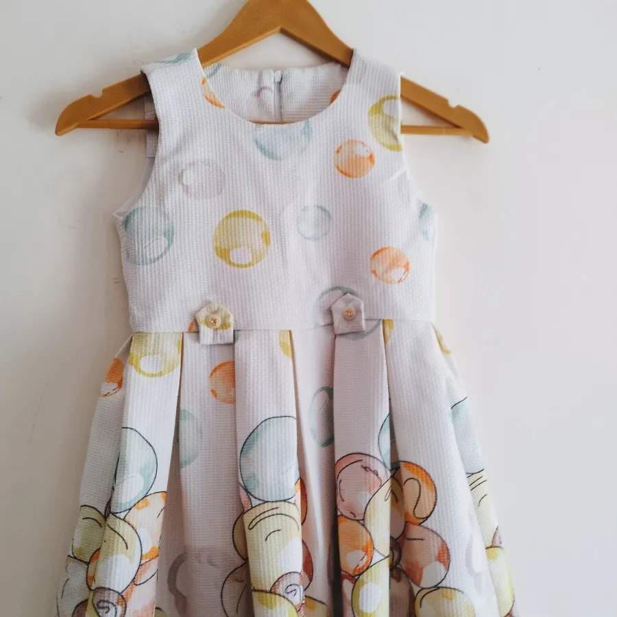 پیراهن دخترانه