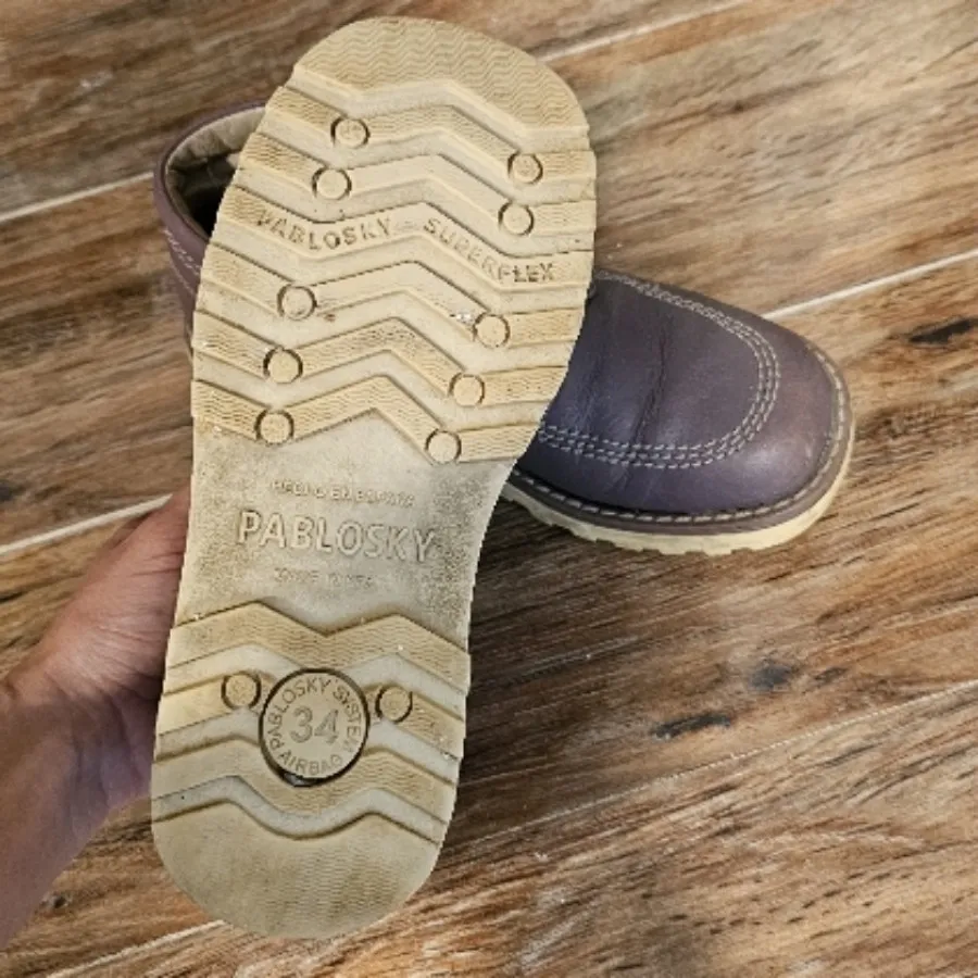 کفش بچه گانه