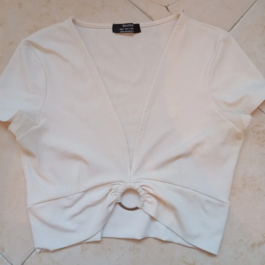 تاپ وکراپ زنانه