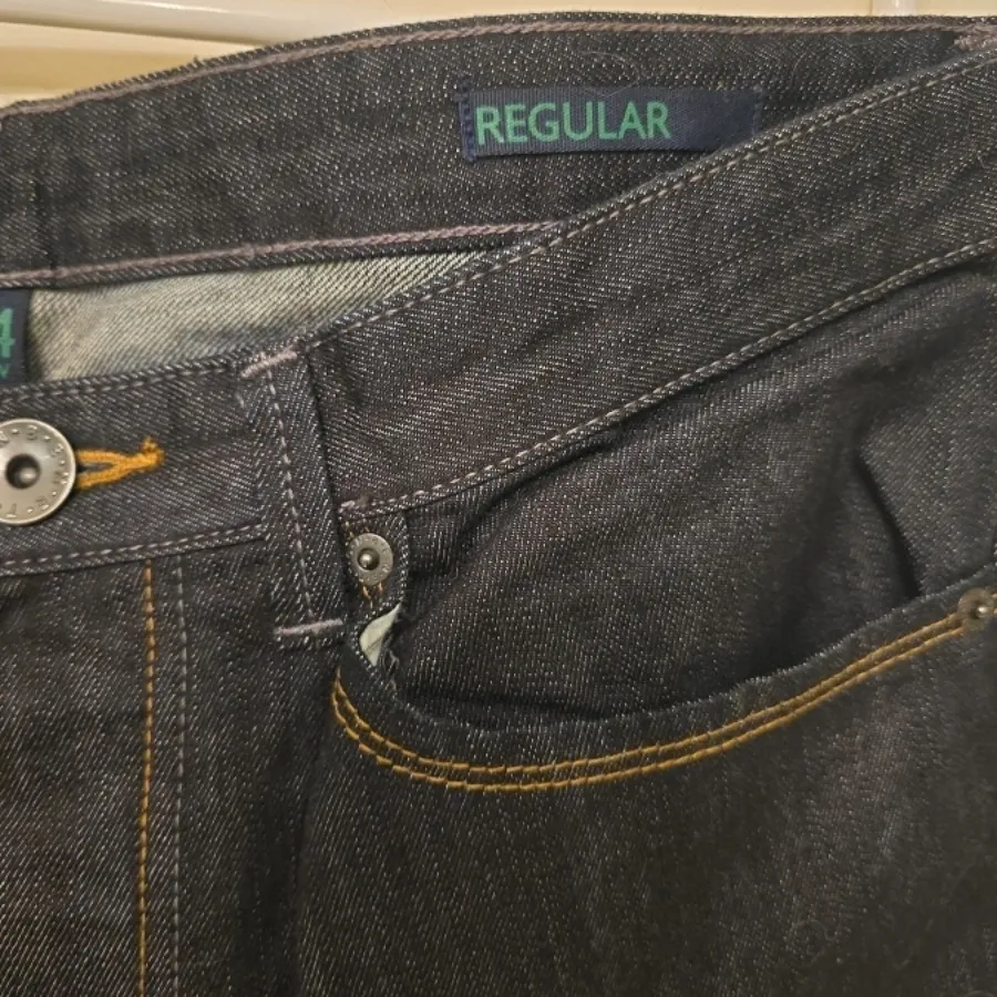 شلوار جین اصل بنتون