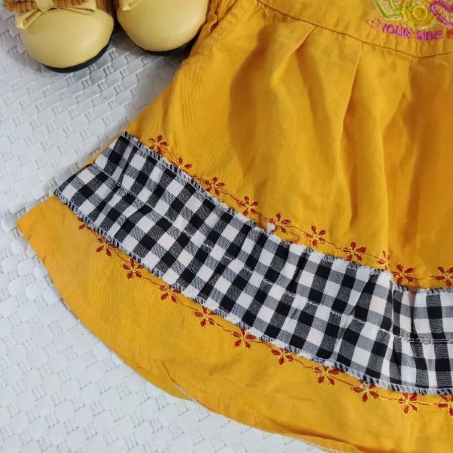 پیراهن دخترانه