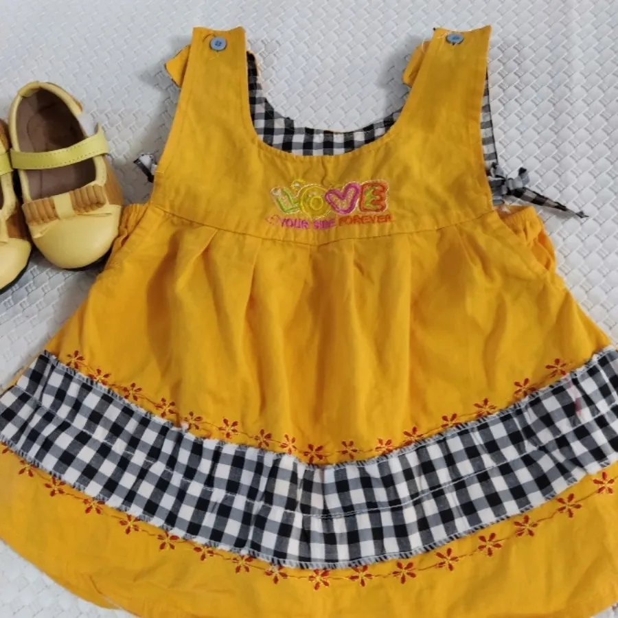 پیراهن دخترانه