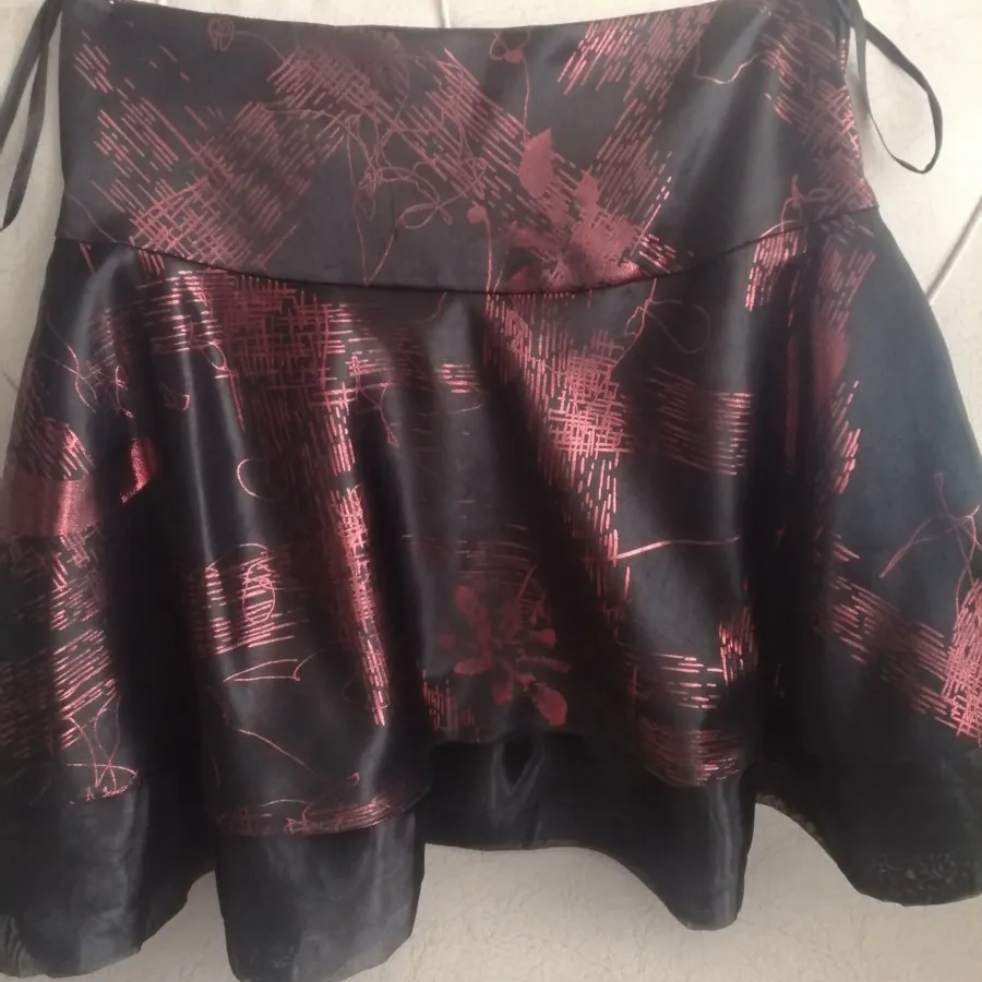 تاپ دامن مجلسی مشکی رزشکی