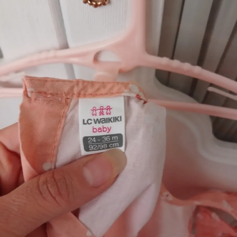 پیراهن دخترانه