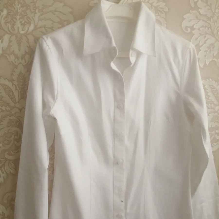 پیراهن دخترانه سفید