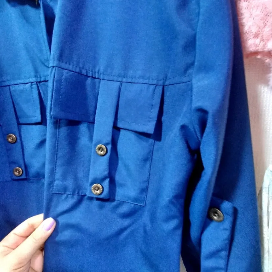 مانتو ابی نفتی