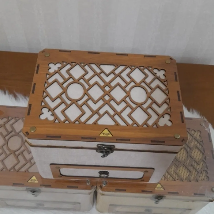 باکس چوبی ارایشی