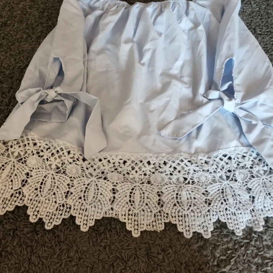 شومیز یقه دلبری آبی